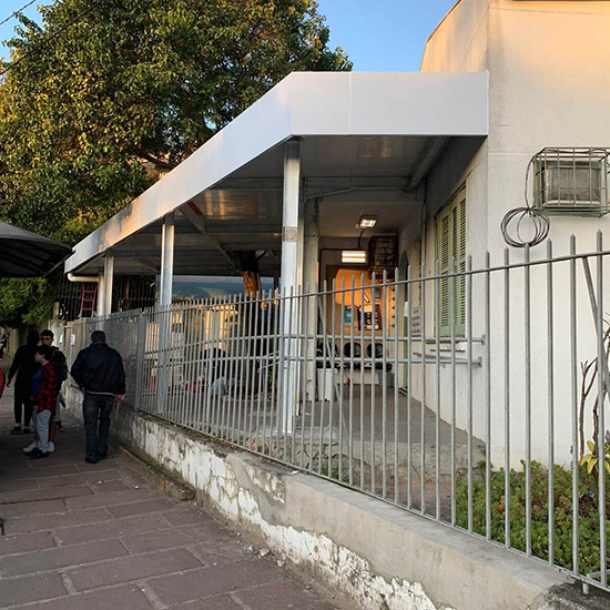 Cobertura Metálica - Tristeza